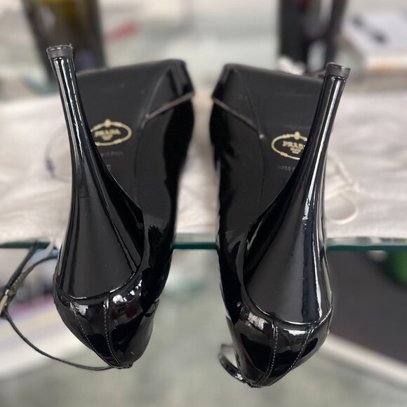 PRADA Black Patent Leather Platform Stiletto's with Ankle Strap - Picture 11 of 16